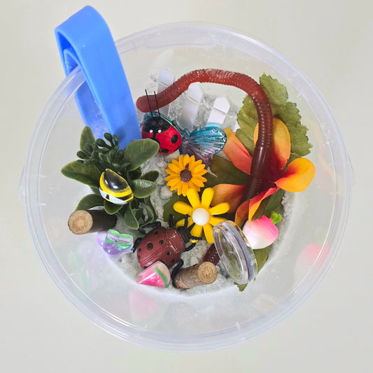 Bugs & Blooms Sand Pail Kit