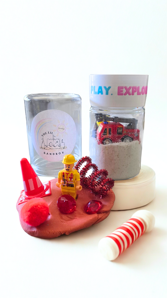 Lil Sandbox SanDough On-the-Go Firefighter